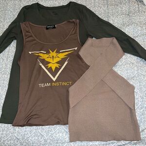 3 shirts Pokémon Team instinct tank top, knit sweater halter, long sleeve lightw